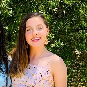 Meet your Posher, Isabelle